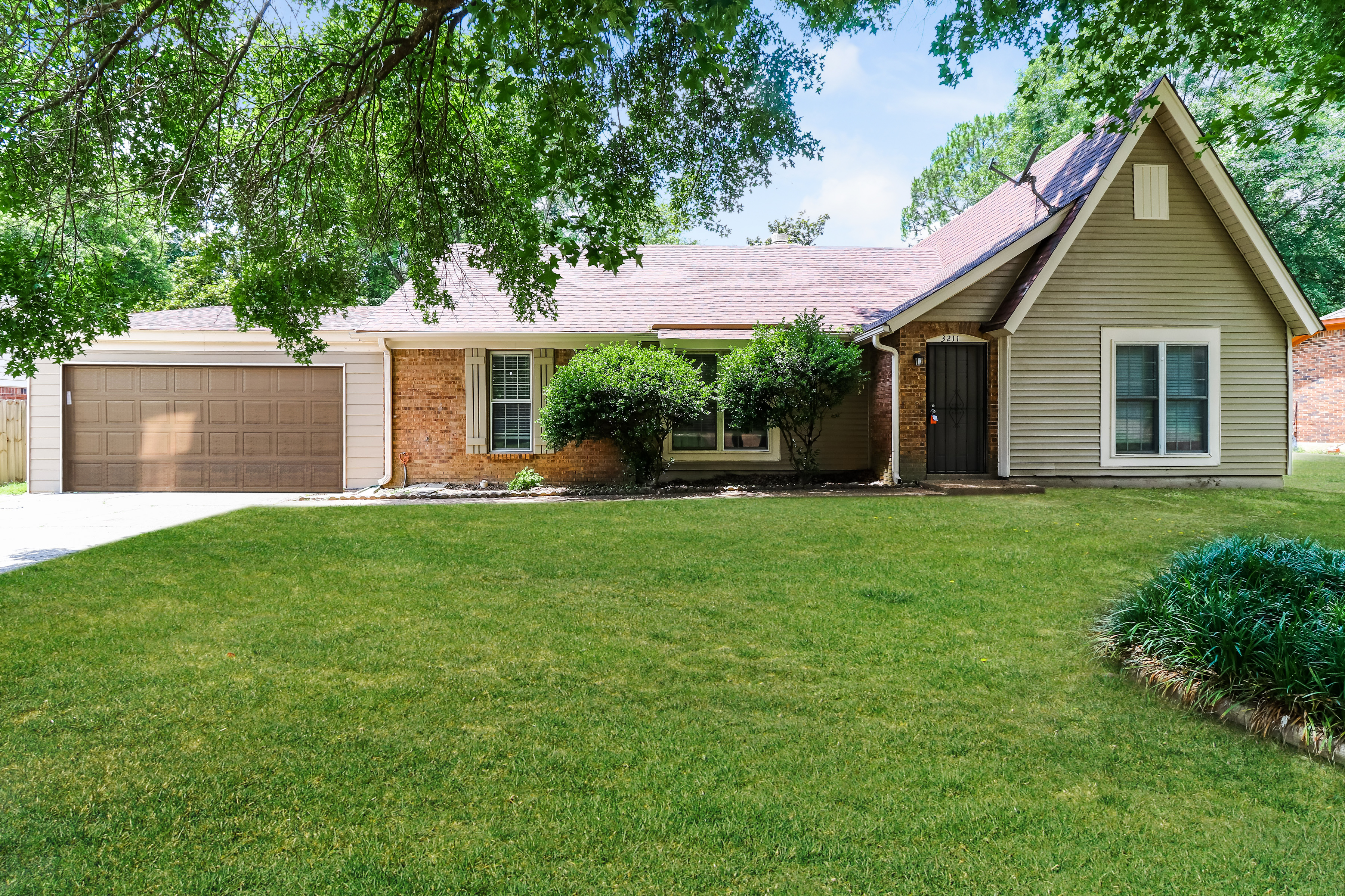 3211 RUSKIN RD Memphis, TN 38134
